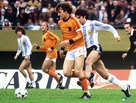 NBA总决赛倒计时，阿贾克斯今夜远射贴柱，细节引发关注，底气十足，控场能力受关注的简单介绍