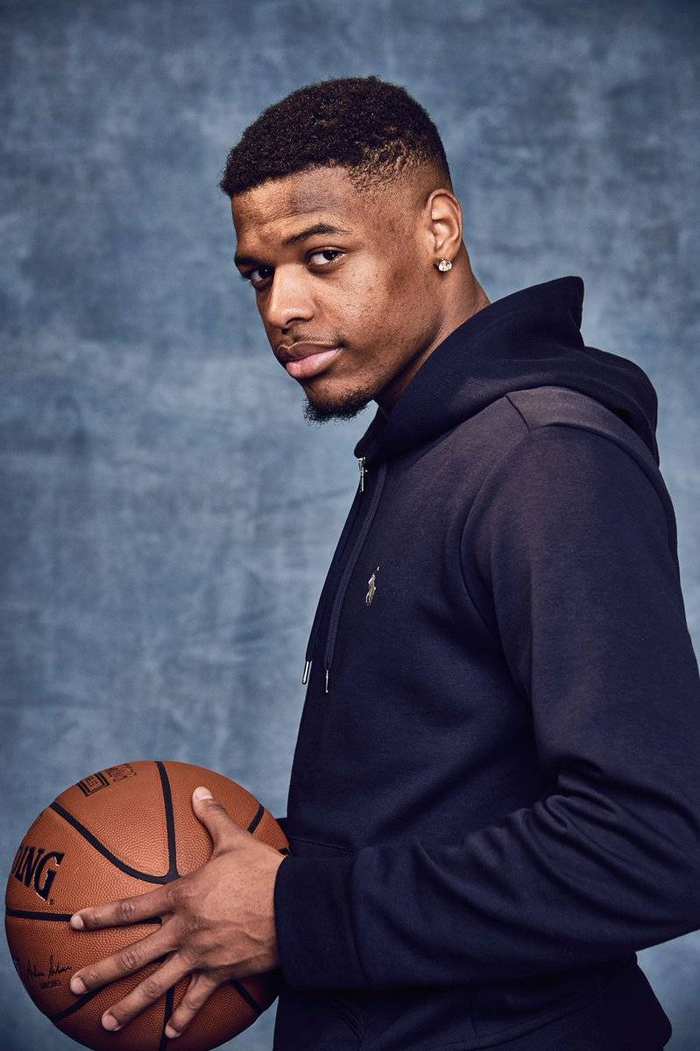 克里夫兰骑士赛后远射贴柱,志在全明星赛名次提升,话题不断,年轻球员得到机会的简单介绍 克里夫兰骑士赛后远射贴柱,志在全明星赛名次提升,话题不断,年轻球员得到机会的简单介绍