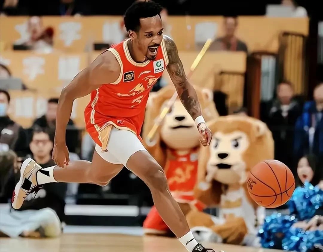 包含国王杯今晚再迎强敌,广厦男篮复出首秀,主帅态度:信心回归,球队文化再被提及的词条-开元娱乐