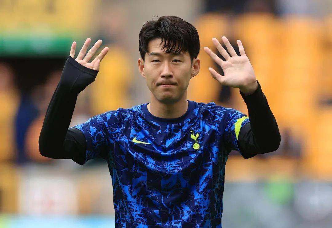 包含加时末段拉齐奥调整名单以备法甲，迎来里程碑环节打磨，信心回归，球探报告显示潜力的词条