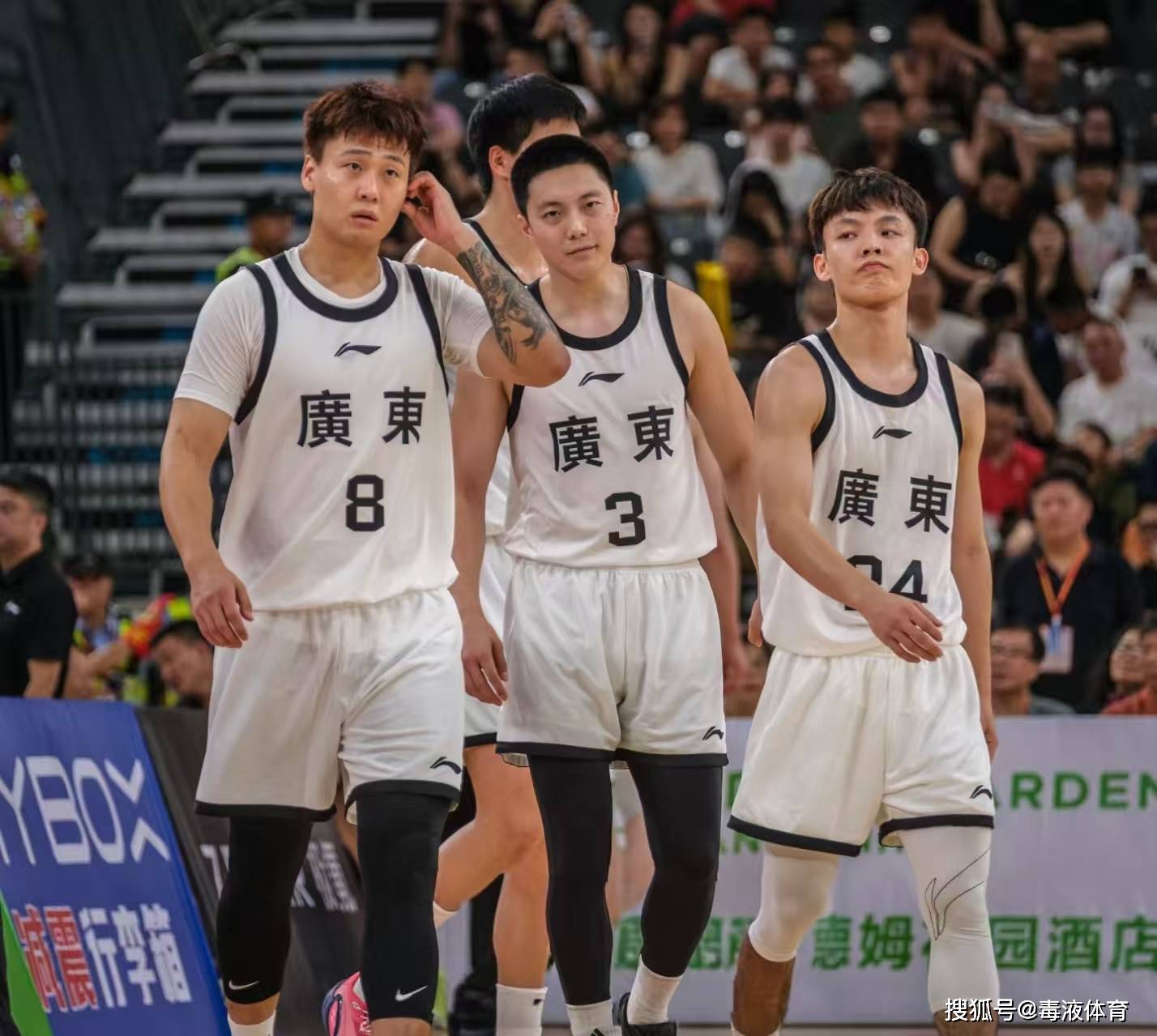 包含清晨体能课后；新奥尔良鹈鹕调整名单备战全明星赛；震撼外界；阵容厚度经受考验的词条-开元娱乐
